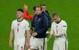 Le capitaine anglais Harry Kane, au centre de ses équippers, à l'issue du match nul contre l'Ecosse à l'Euro le 18 juin 2021 à Wembley