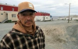 Lucassie Cookie, un pĂŞcheur de 47 ans, dans le village inuit de Umiujaq, le 16 septembre 2015, dans le grand nord canadien