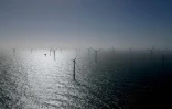 La ferme éolienne offshore de Kaskasi en mer du Nord, au large des côtes de l'archipel de Heligoland, dans le nord de l'Allemagne, le 23 mars 2023
