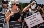 Des personnes prostituées manifestent le 6 juillet 2012 à Lyon contre le projet de loi de pénalisation des clients