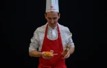 Le boulanger français Dimitri Bordon, vainqueur de la coupe du monde de la chocolatine et du pain au chocolat, le 10 mars 2024 à Toulouse