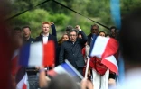 Jean-Luc Mélenchon, avec notamment à ses côtés Adrien Quatennens, député de La France insoumise, à Châteauneuf-sur-Isère, le 29 août 2021