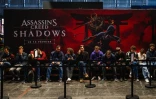 Des personnes attendent pour tester le nouveau jeu vidéo Assassin's Creed d'Ubisolt lors du la Paris Games Week, le 23 octobre 2024 à Paris 