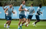 La recrue de l'OM Adrien Rabiot (c) à l'entraînement le 25 octobre 2024 à Marseille