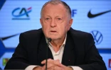 Le président de Lyon Jean-Michel Aulas s'exprime lors d'une conférence de presse au siège de la Fédération française de football à Paris le 31 mars 2023