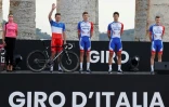 L'équipe française de Groupama-FDJ est engagée dans le Tour d'Italie, lors de sa présentation officielle à Calatafimi, le 1er octobre 2020 