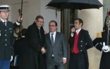 Le Premier ministre tunisien Habib Essid reçu par le président François Hollande le 22 janvier 2016 à l'Elysée à Paris 