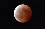 Eclipse lunaire vue de Tokyo le 8 octobre 2014