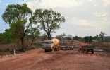 Le chantier de construction d'une route à Narayanpur, dans l'Etat de Chhattisgarh, le 2 avril 2026 en Inde