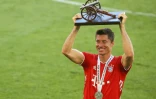 L'attaquant polonais du Bayern Munich, Robert Lewandowski, meilleur buteur de la saison de Bundesliga, à Wolfsburg, le 27 juin 2020