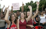 Mardi 15 février 2005
Des milliers de lycéens ont manifesté devant les grilles du rectorat