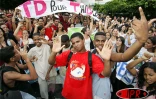 Mardi 15 février 2005
Des milliers de lycéens ont manifesté devant les grilles du rectorat
