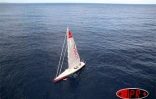 Vendredi 8 septembre 2006 -

Maud Fontenoy est arrivé au port de la Pointe. Elle repartira à la mi-octobre pour boucler un tour du monde en solitaire et à contre-courant