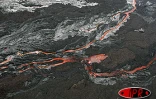 Mercredi 23 février 2005


Le piton de la Fournaise en éruption