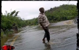 Le cyclone Hary est passé à proximité de La Réunion le mardi 12 mars 2002. les fortes précipitations ont  coûté à la vie à un homme qui tentait de traverser le radier submergé du Chaudron à Saint-Denis (Nord).