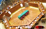 L'hémicycle de la pyramide inversée, siège du conseil régional à Saint-Denis