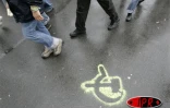 Samedi 10 septembre 2005

Grosse affluence à la fête de l'Humanité où l'Espace tourisme a été inauguré par Paul Vergès président du conseil régional