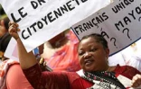 Mercredi 18 avril 2007 -

Manifestation de Mahorais demandant le renouvellement de leurs papiers d'identité à La Réunion
