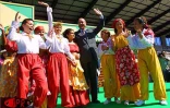 Lors de la visite officielle du président de la République, Jacques Chirac, à La Réunion le jeudi 17, le vendredi 18 et le samedi 19 mai 2001