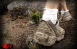 Les concurrents du Grand raid 2002 traversent la région montagneuse de Kervegen dans le Sud de l'île