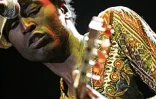 Samedi 7 août 2004

Keziah Jones le guitariste aux doigts magiques