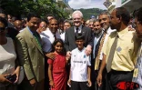 Le Premier ministre Lionel Jospin en visite officielle à La Réunion du jeudi 25 janvier au samedi 27 janvier 2001. Il s'est prononcé en faveur de la bidépartementalisation de l'île