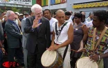 Le Premier ministre Lionel Jospin était en visite officielle à La Réunion du jeudi 25 janvier au samedi 27 janvier 2001