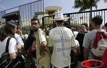 Jeudi 24 février 2005-02-24

Les lycées ont manifesté une nouvelle fois contre le projet de loi Fillon