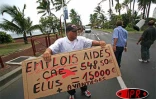 Jeudi 13 avril 2006 

Les &quot;emplois aidés&quot; ont manifesté devant la préfecture pour obtenir le maintien de leurs postes