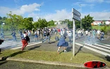 Lundi 2 juin 2003 -
Les grévistes de l'Éducation nationale ont passé la journée à jouer au chat et à la souris avec les forces de l'ordre