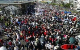 La manifestation des personnels de l'Éducation nationale à Saint-Denis a rassemblé 12 000 prsonnes le lundi 19 mai 2003