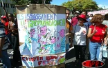 La manifestation des personnels de l'Éducation nationale à Saint-Denis a rassemblé 12 000 prsonnes le lundi 19 mai 2003