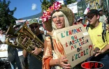Mardi 3 juin 2003 -
Des affrontements ont opposé les manifestants et les forces de l'ordre