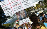 Mardi 3 juin 2003 -
Des affrontements ont opposé les manifestants et les forces de l'ordre