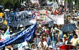 Mardi 3 juin 2003 -
Des affrontements ont opposé les manifestants et les forces de l'ordre