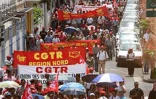 Mardi 21 novembre 2006 - 
A l'appel de l'intersyndicale entre 1000 et 1500 personnes ont manifesté contre la politique du gouvernement