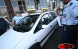 Vendredi 7 juillet 2006 - 

Accueil musclé  à l'aéroport Roland Garros pour Marine le Pen, vice-présidente du Front national