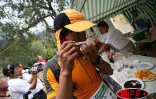 Vendredi 20 octobre 2006 -

Grand raid 2006 - Le Suisse Dachhirir Dawa Sherpa au ravitaillement