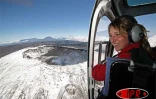 Mercredi 11 Octobre 2006 

Avant son tour du monde à la voile en solitaire et à contre-courants Maud de Fontenoy a assisté au spectacle du mariage du feu et de la neige