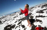 Mercredi 11 Octobre 2006 

Avant son tour du monde à la voile en solitaire et à contre-courants Maud de Fontenoy a assisté au spectacle du mariage du feu et de la neige