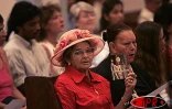 Samedi 2 avril 2005 -

300 personnes ont assisté à la messe pour Jean-Paul II à la cathédrale de Saint-Denis