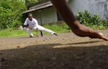 Depuis quelques années, le moringue s'est imposé auprès des jeunes. Cet art de combat venu d'Afrique s'est transformé en activité sportive où la danse prend le pas sur la lutte guerrière