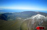 Dimanche 3 août 2003
Spectacle exceptionnel du volcan et du Piton des Neiges sous la neige glacée