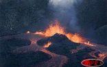Mardi 4 octobre 2005 -

Le piton de la Fournaise est entré en éruption depuis 14h26
