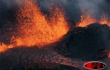 Mardi 4 octobre 2005 -

Le piton de la Fournaise est entré en éruption depuis 14h26
