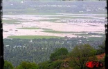 Le cyclone intense Ando est passé au large de la Réunion le samedi 6 janvier 2001.