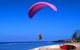 Image de parapente au-dessus de La Réunion