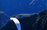 Image de parapente au-dessus de La Réunion