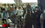 Grève des gérants de station services le mercredi 13 septembre 2000. Il reclament une revalorisation de leur marge bénéficiaire. Les usagers protestent pour leur part contre les prix jugés élevés des carburants