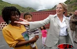 Jeudi 30 août 2007 -

Michèle Alliot-Marie, ministre de l'intérieur, de l'outre-mer et des collectivités territoriales, en visite à La Réunion